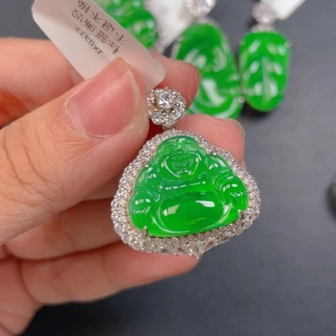 【闪购商品】颈饰银S925镶嵌翡翠翡翠