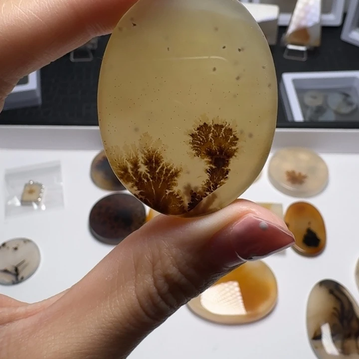 玛瑙/玉髓未镶嵌摆件