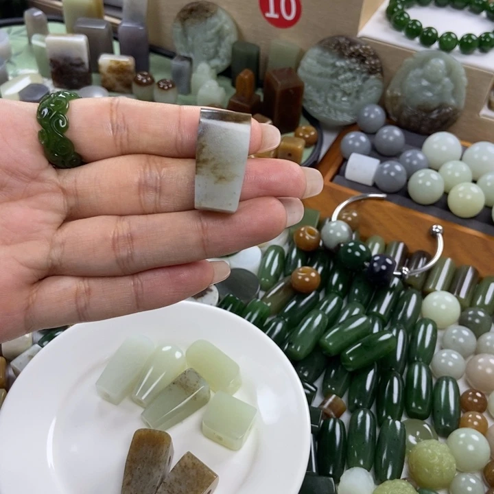 未镶嵌和田玉珠宝半成品爱*语