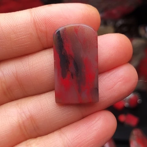 昌化鸡血石昌化鸡血石玉石挂件