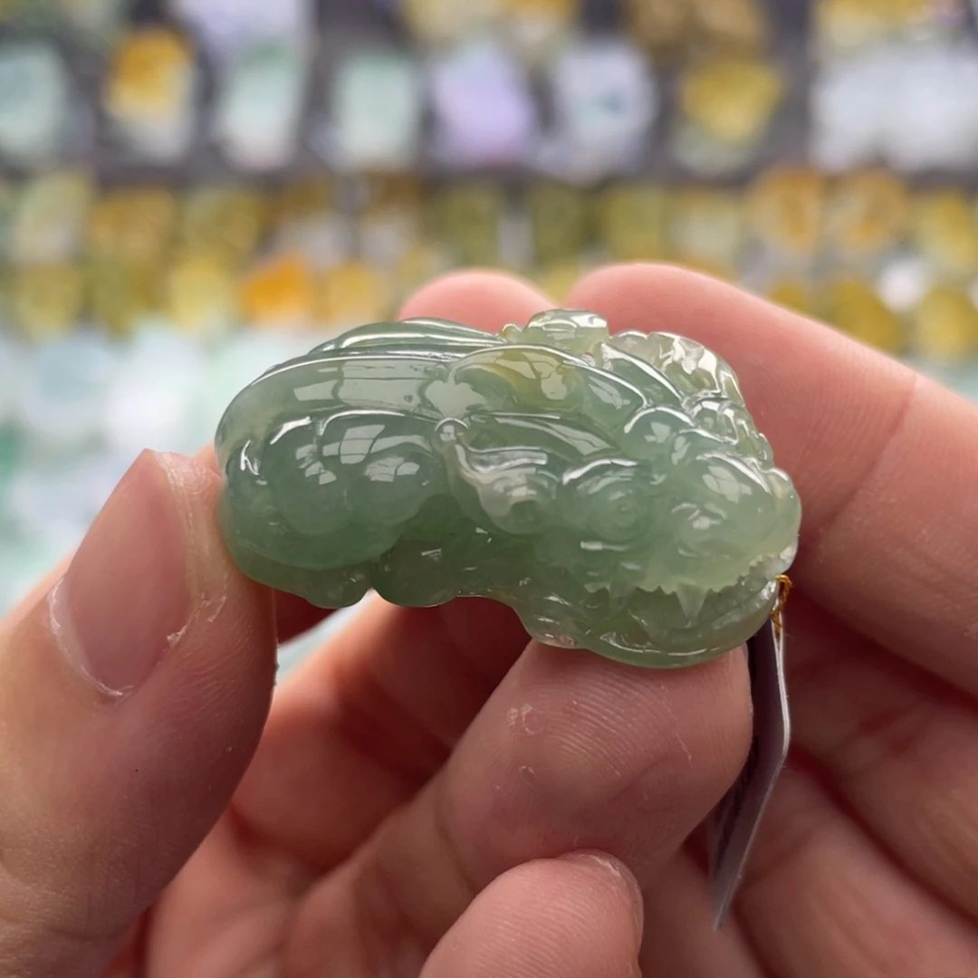 翡翠未镶嵌颈饰貔貅10