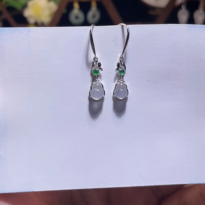 翡翠未镶嵌耳饰耳饰