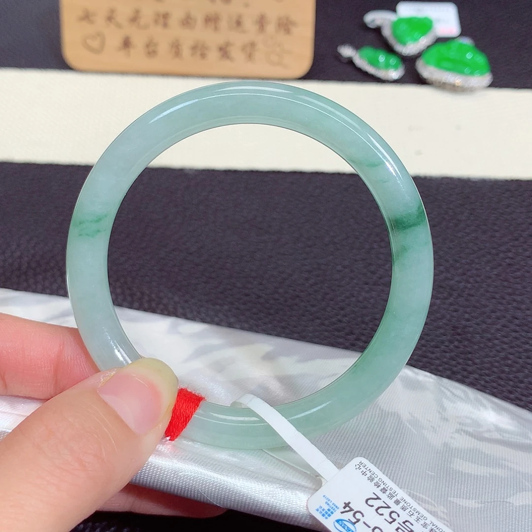 未镶嵌手镯翡翠522