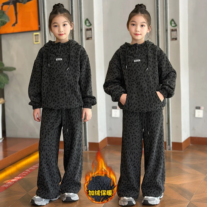 130-170码女童豹纹冬款新款潮酷时尚一体绒连帽上衣加绒加厚套装