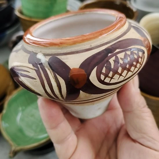 瓷片五厂，七厂，瓷器摆件，瓷片！都有微瑕疵。