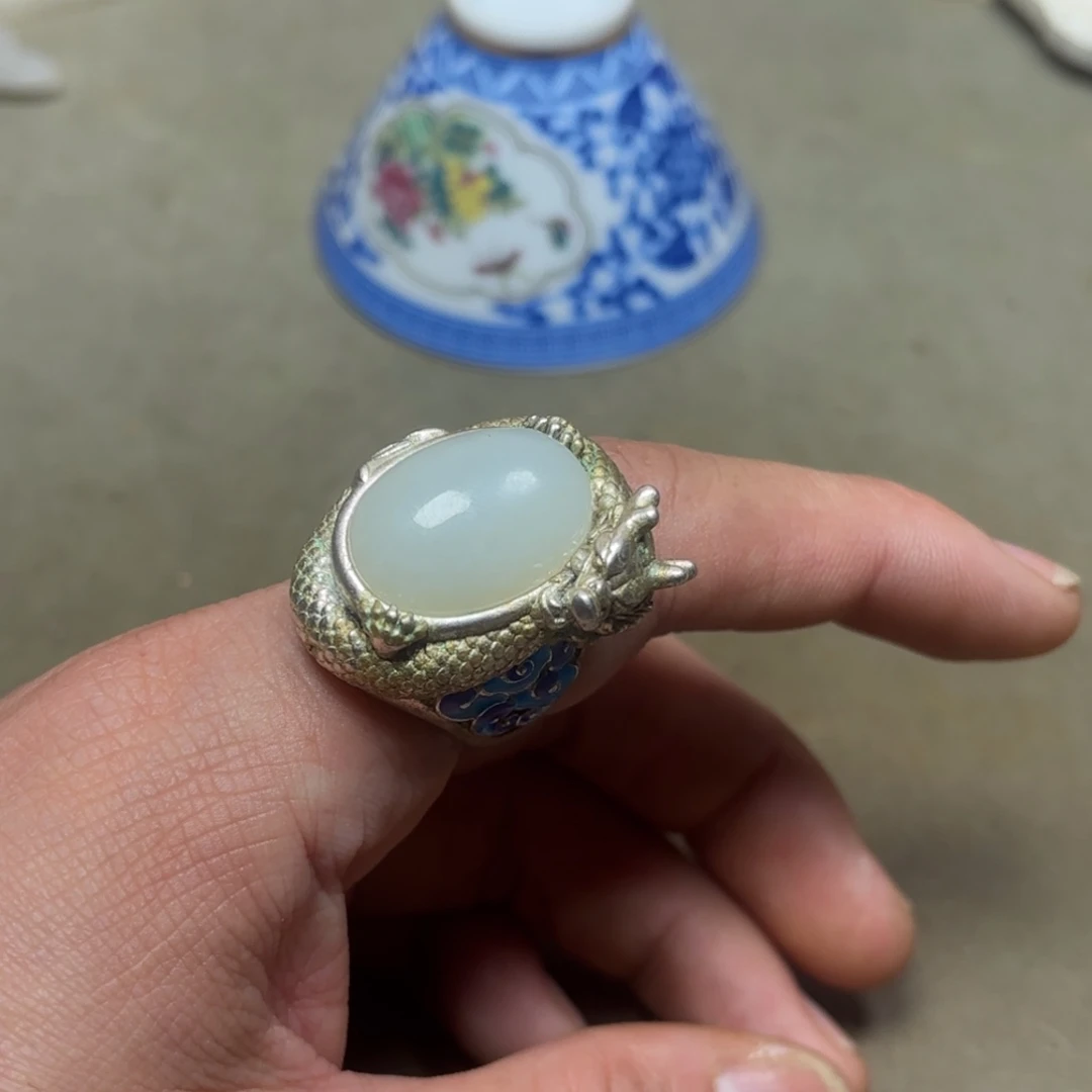 这个物件很老气啊