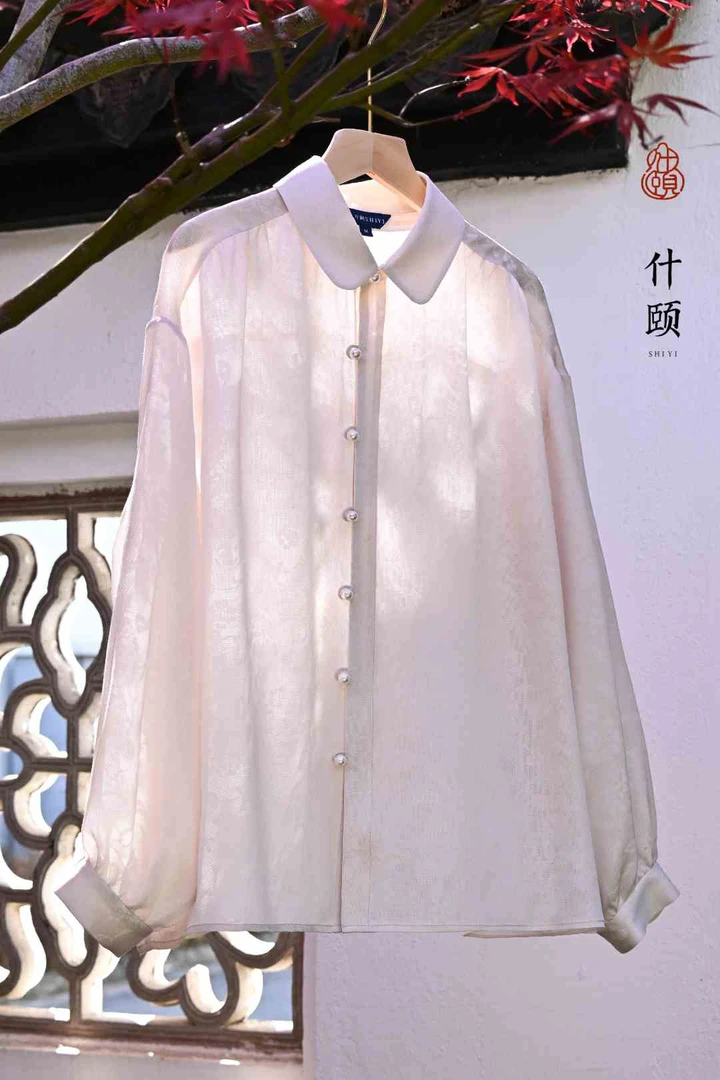 【苏州非遗织造三经绞罗】粉瓷折枝山茶罗娃娃领上衣