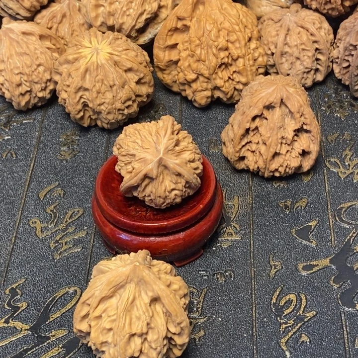 添***饭文玩核桃吊坠文玩核桃异形单只