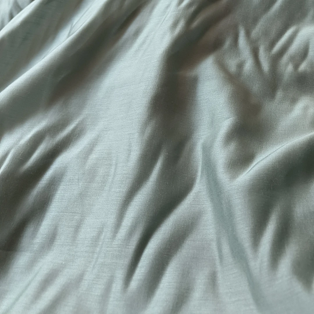 三米价夏季服装面料墨绿色天丝棉清薄透气柔软舒适适用于汉服面料