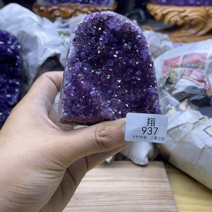 未镶嵌水晶大型摆件（非配饰）