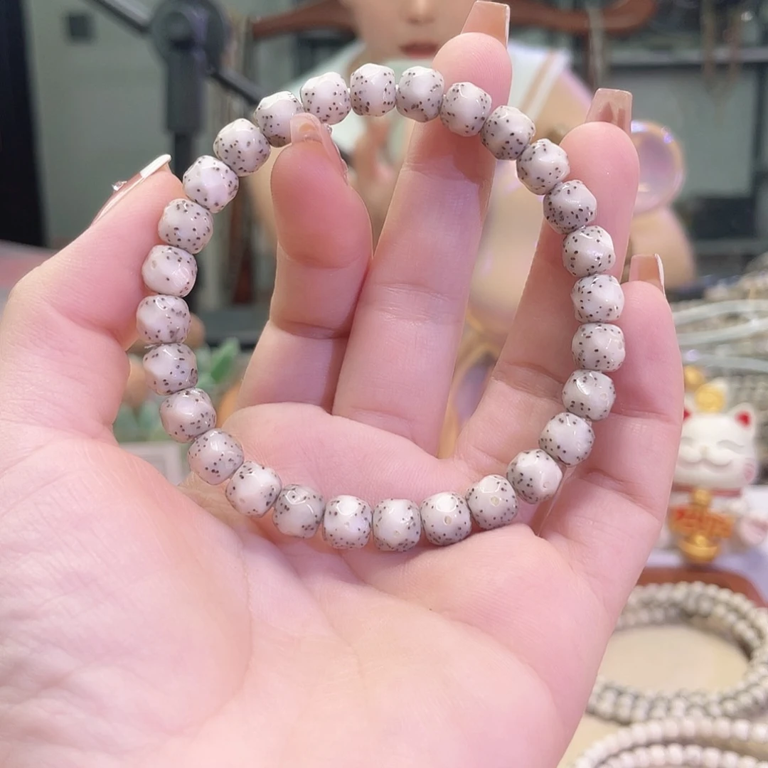 手串星月菩提痛****?星月菩提海南同枝果8改无相