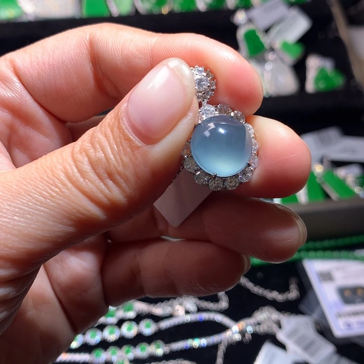 【闪购商品】颈饰银S925镶嵌翡翠