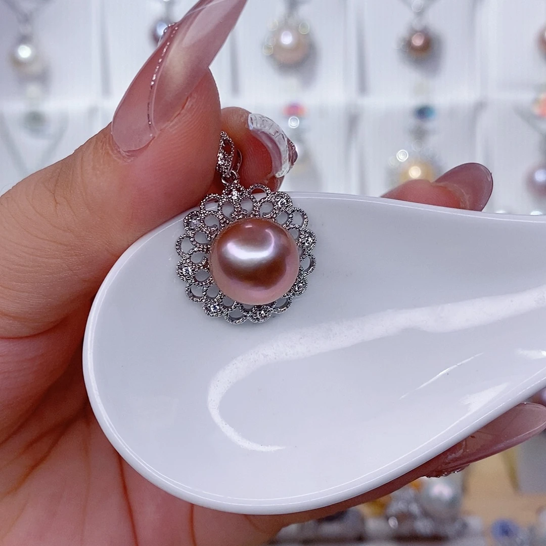 淡水珍珠吊坠(赠链)未镶嵌