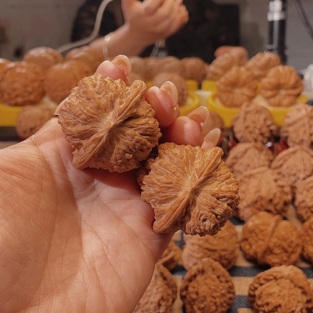 吊坠文玩核桃43血麒麟3