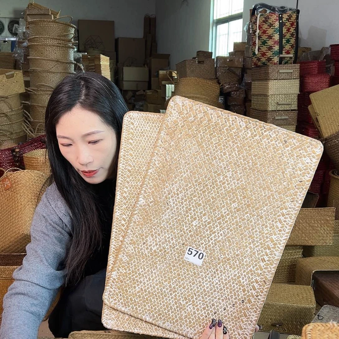 草编草编包/草编收纳盒带瑕疵