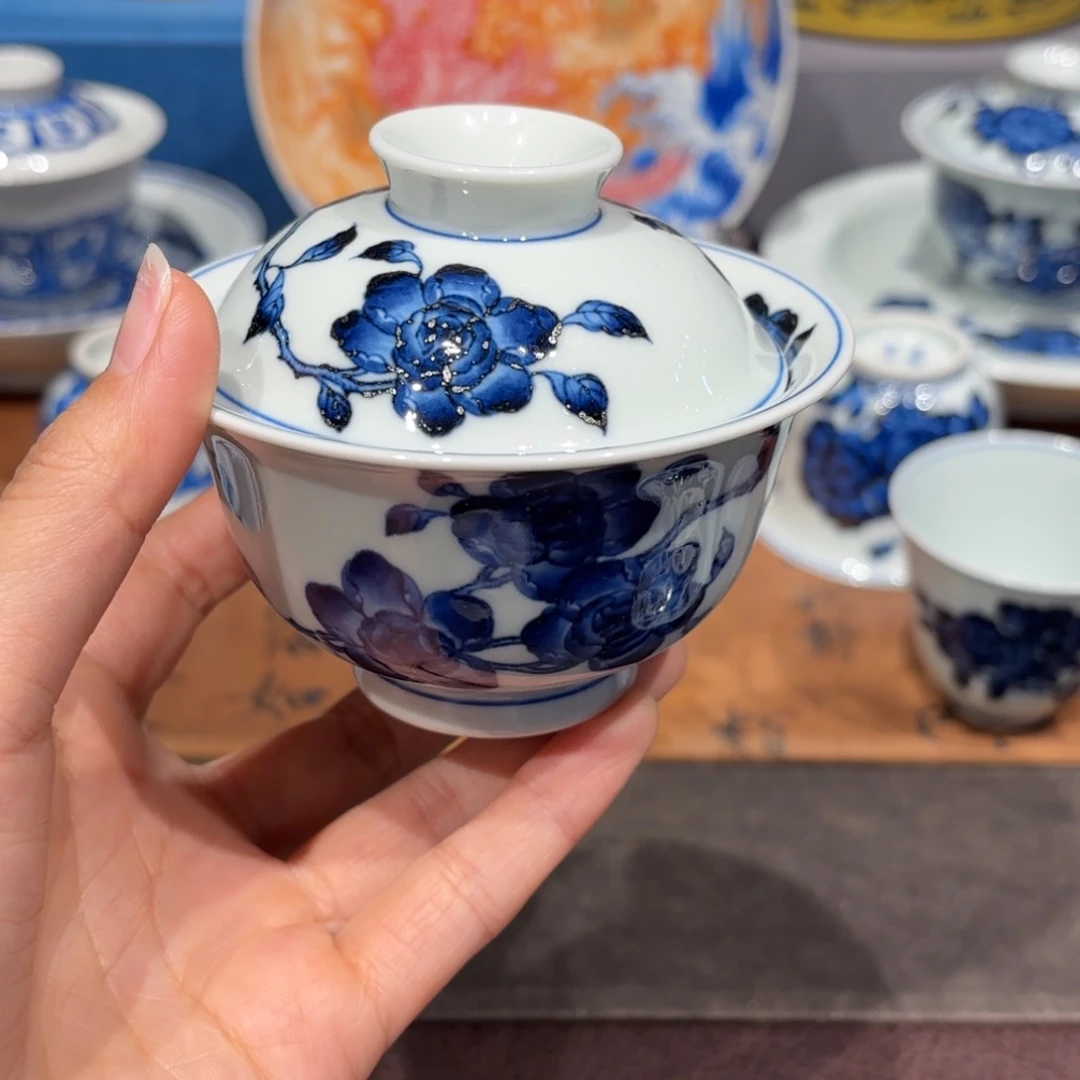 当****。手工手绘陶瓷茶具