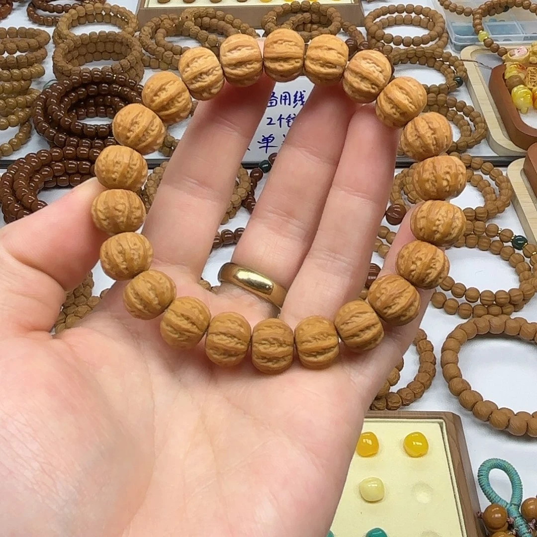 猴头核桃吊坠全品八棱