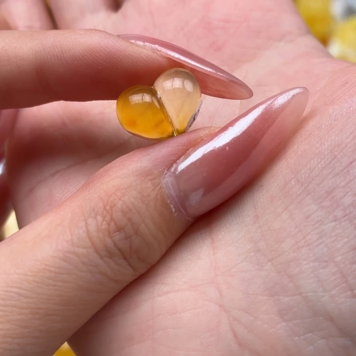 宋***呀蜜蜡未镶嵌珠宝奇石