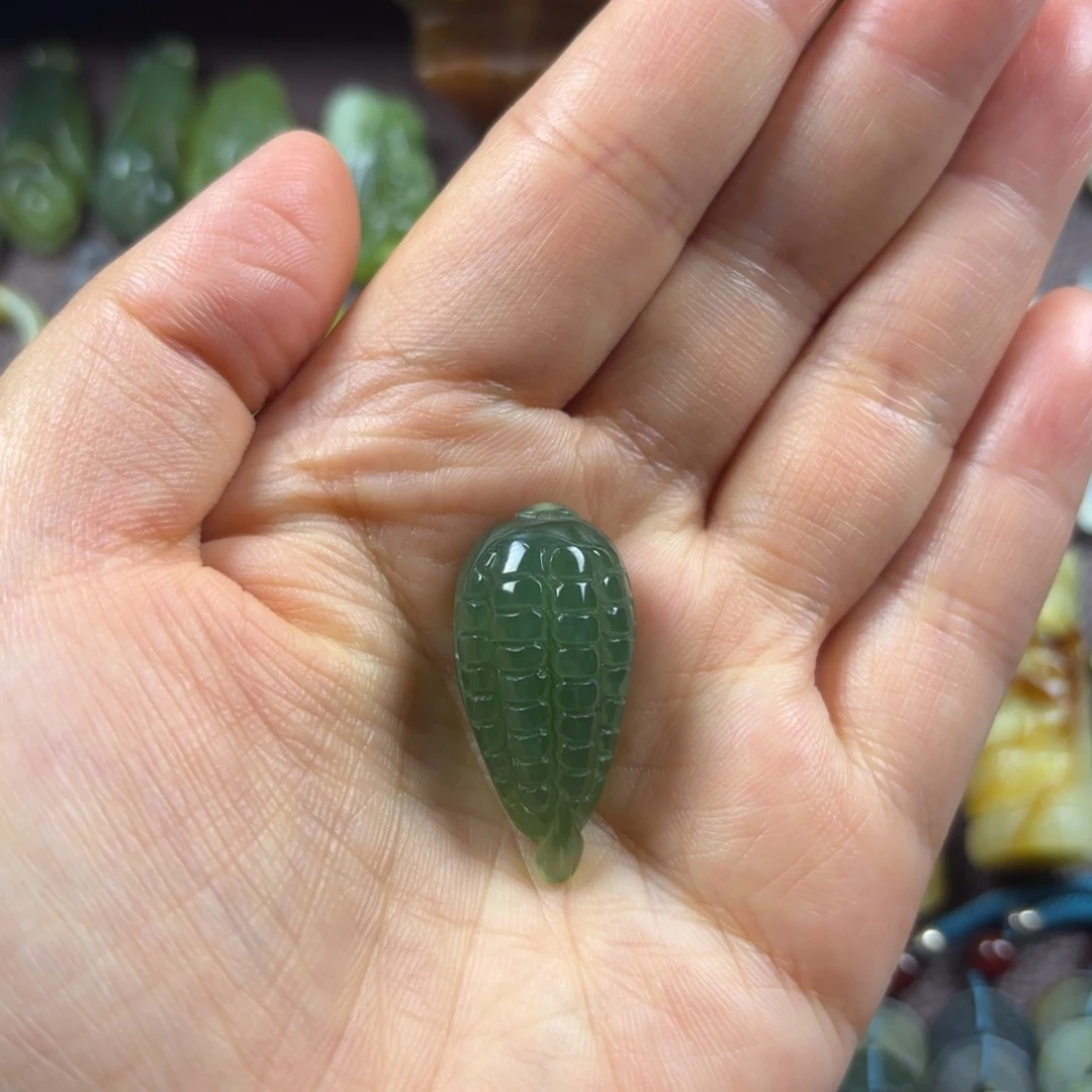 蛇纹石玉合金颈饰
