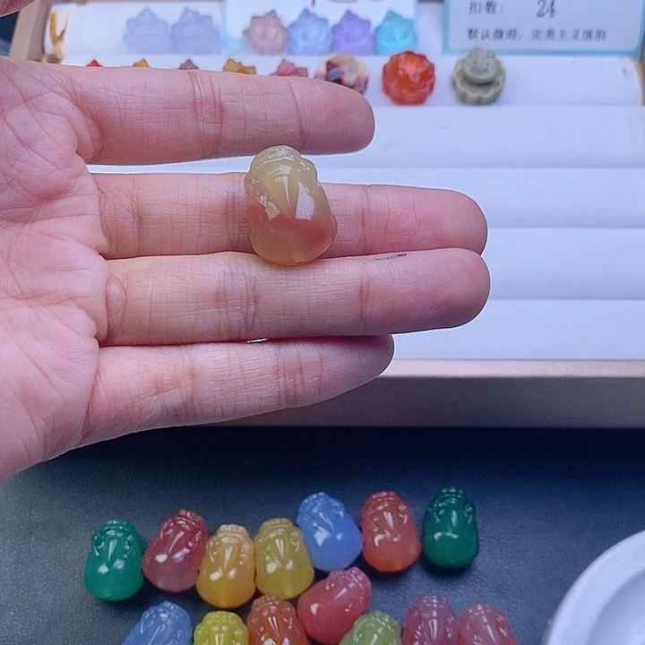 梦***月合金车挂玛瑙/玉髓