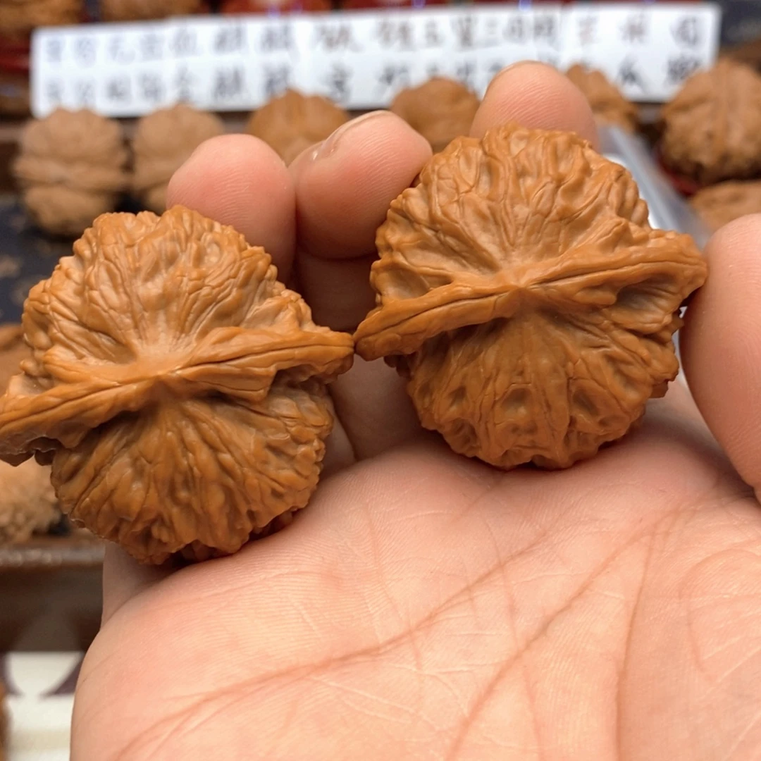 小***伙文玩核桃吊坠43尺 全品金麒麟 86