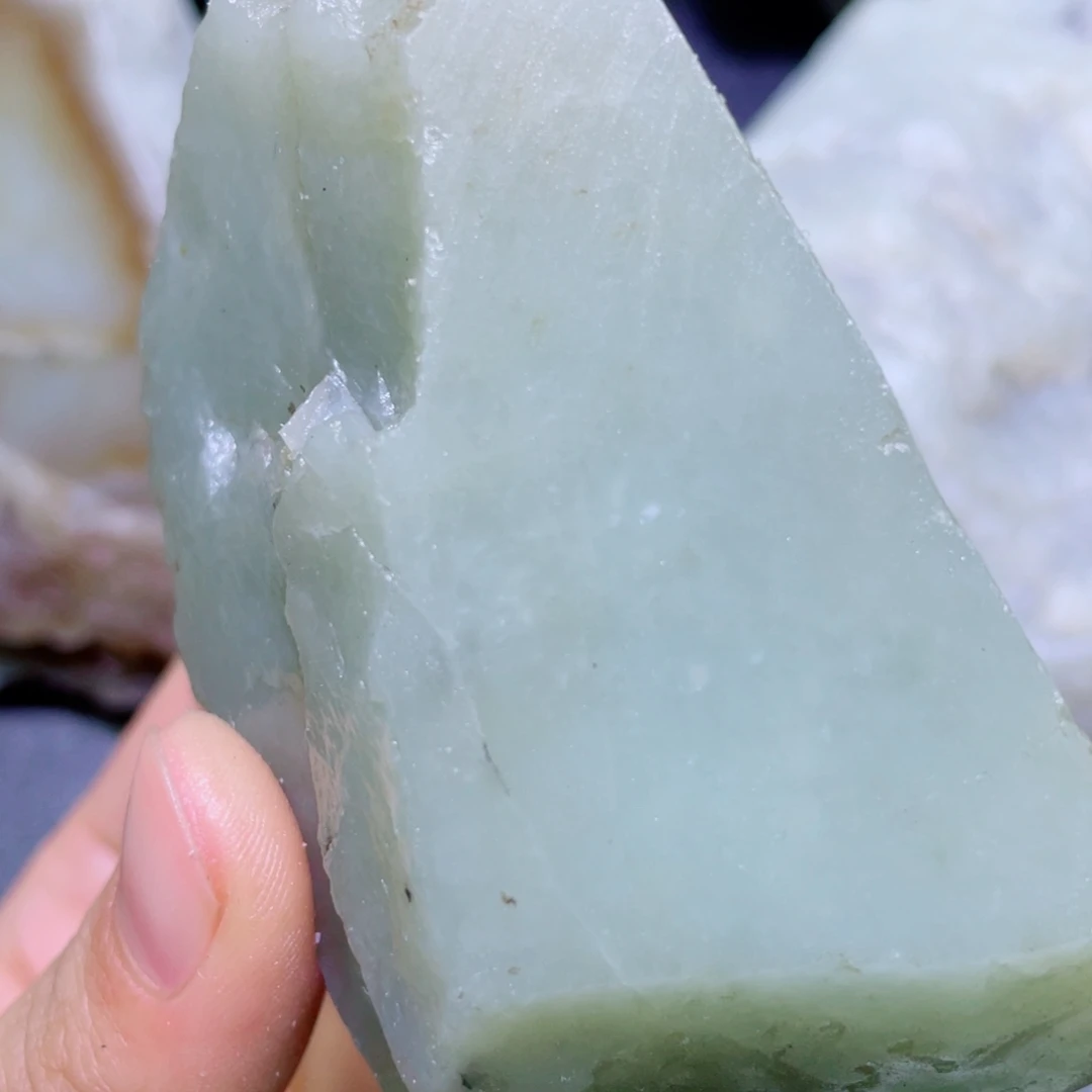 和田玉未镶嵌珠宝半成品