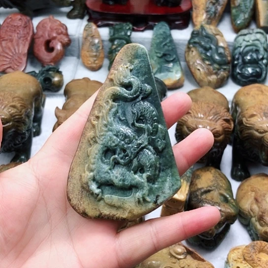 岫岩河磨玉（透闪石质玉）把件未镶嵌