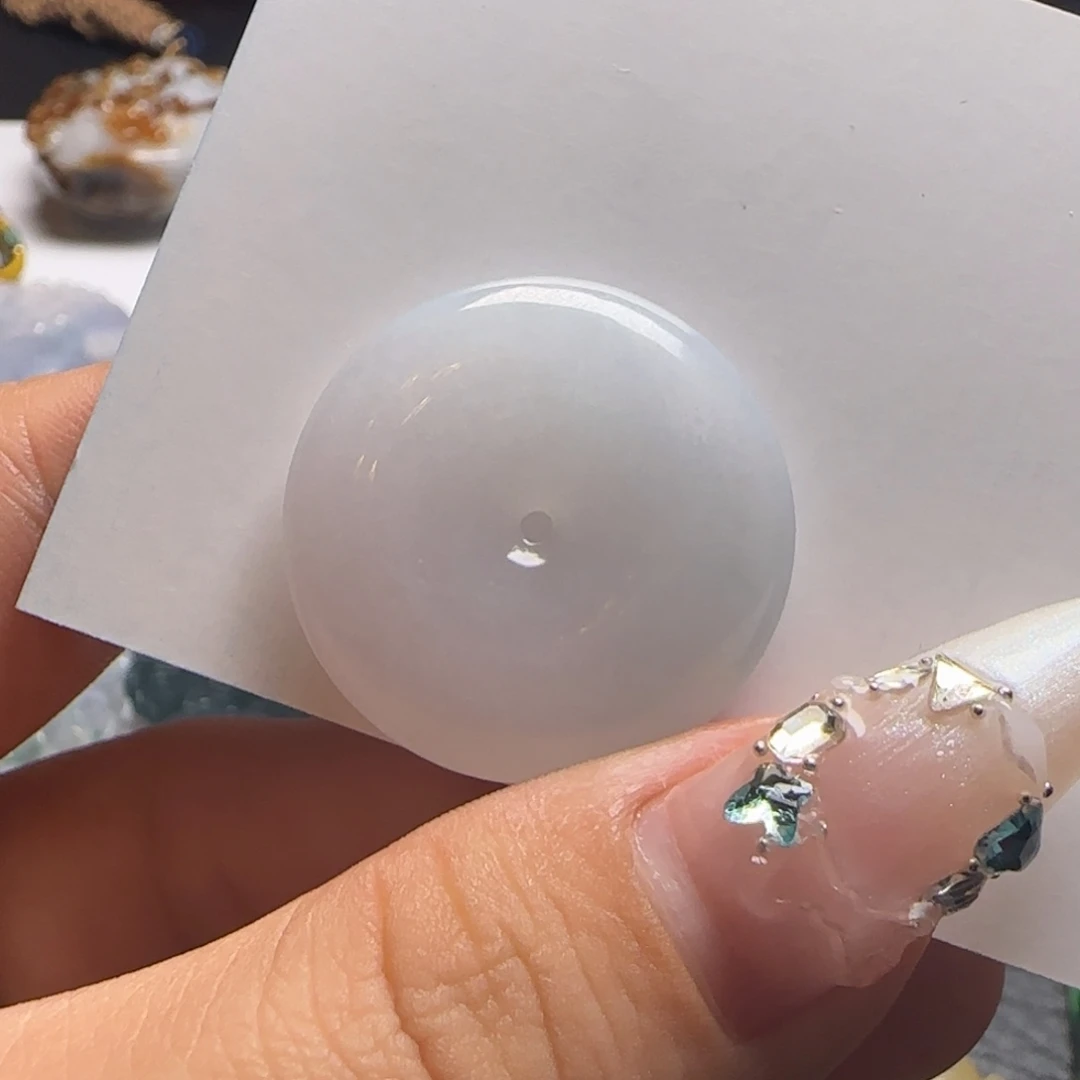 翡翠未镶嵌颈饰翡翠A货挂件