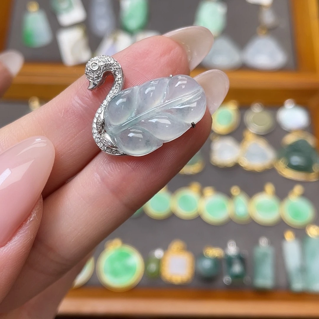 翡翠18K金镶嵌吊坠(不含链)