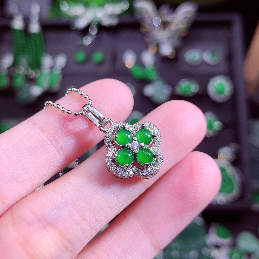 颈饰未镶嵌翡翠天然