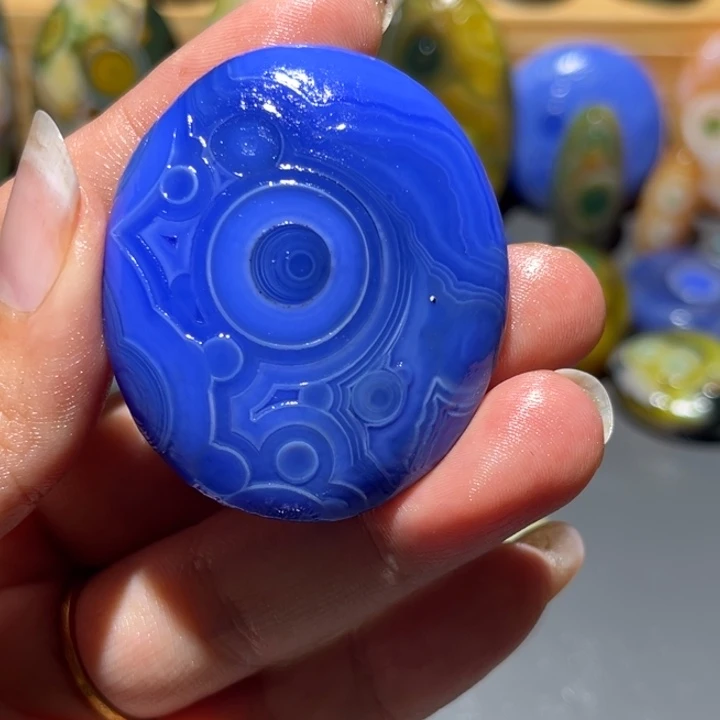 赵***依玛瑙/玉髓未镶嵌颈饰