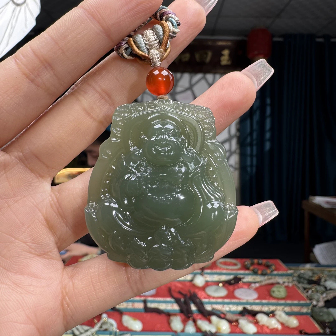 和田玉挂件仿古牌头双面莲花佛牌（41×46×11.5）