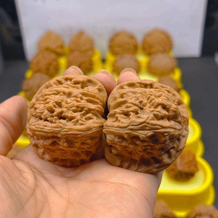 把件文玩核桃年***。