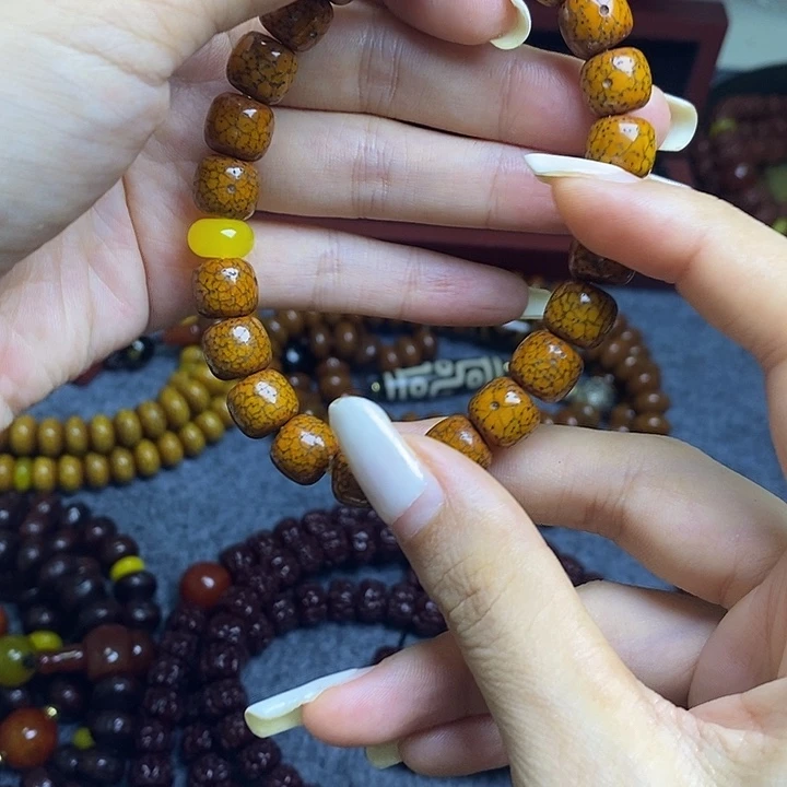 泰***饰星月菩提吊坠星月