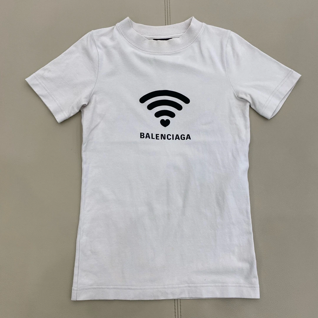 95新 Balenciaga/巴黎世家  Love520合身版型T恤 s号 穿几次