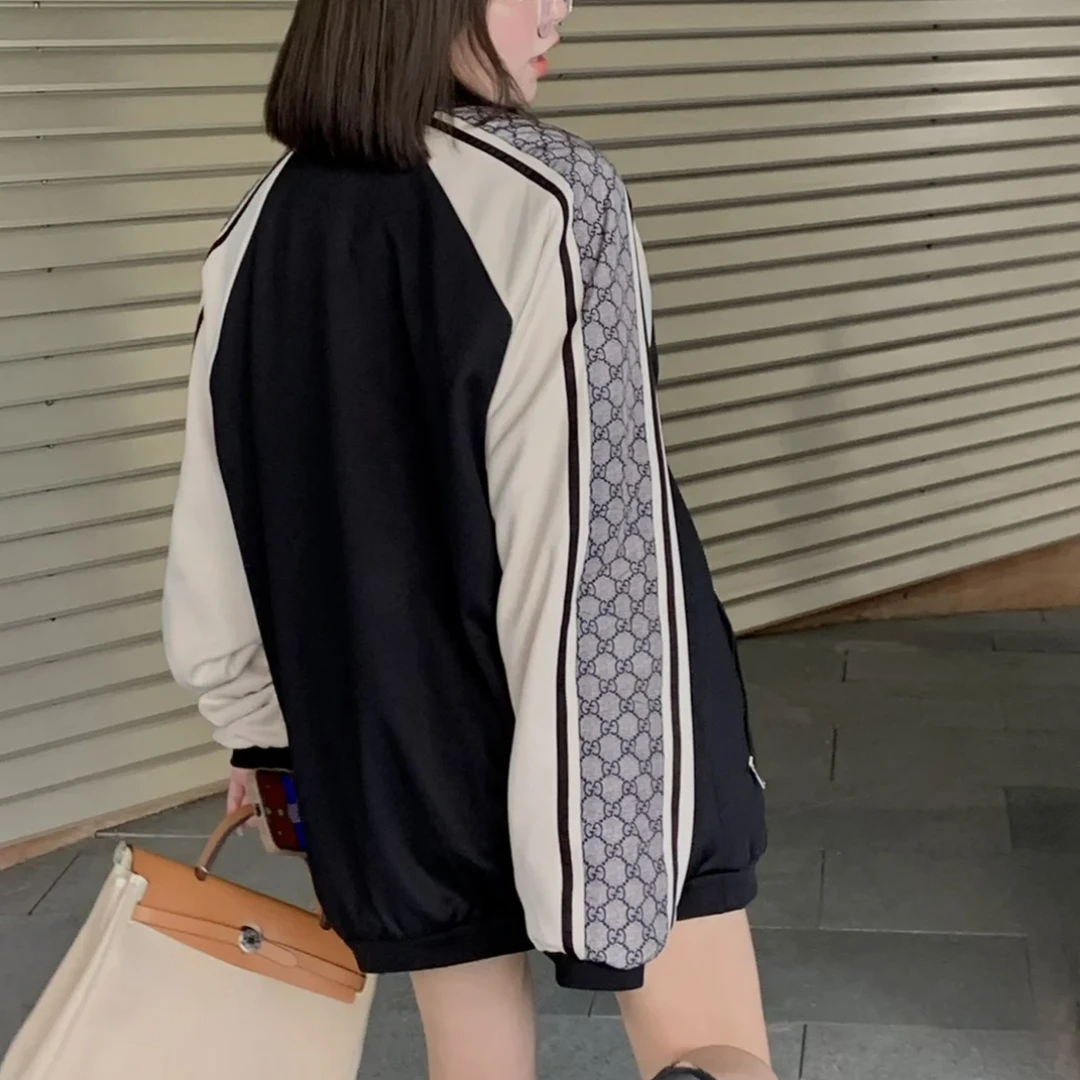 99新 GUCCI/古驰 手臂蛇纹双Glogo拉链校服外套 M码 ys000792