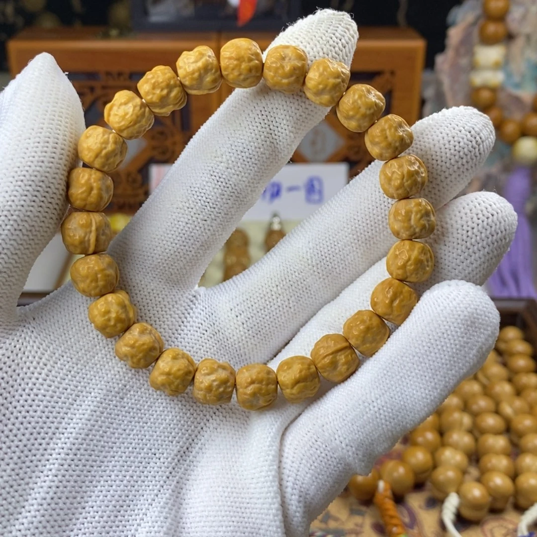 猴头核桃吊坠金蟾