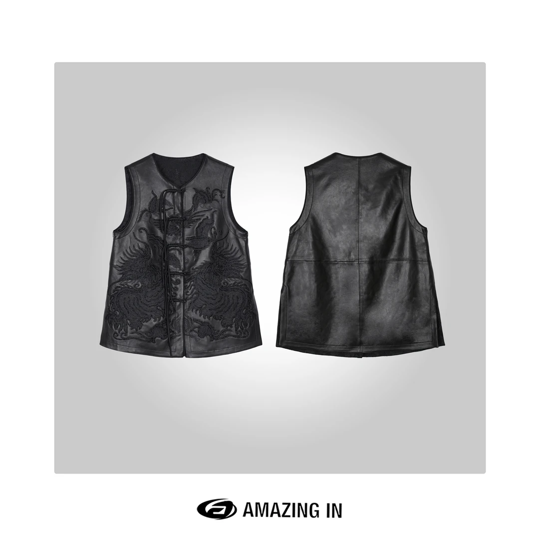 AMAZING IN | 绵羊皮 | 绣花五粒扣两面穿马甲A250106-NYDZ-23029