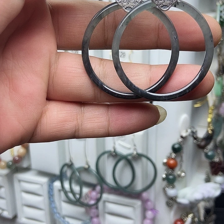 银S925镶嵌翡翠耳饰品质珠宝