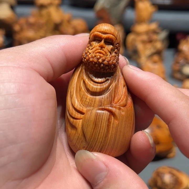 柏木（崖柏）点点关注