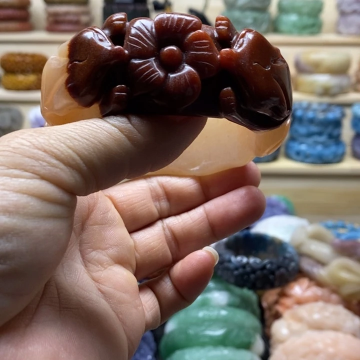 未镶嵌手镯石英质玉