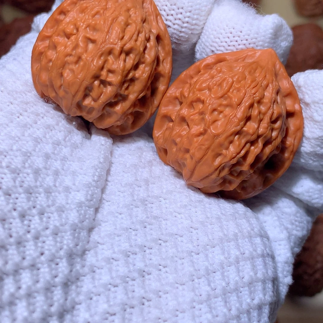 文玩核桃把件臭*全品金牛