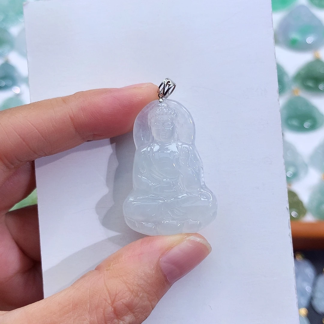 翡翠18K金镶嵌颈饰翡翠吊坠