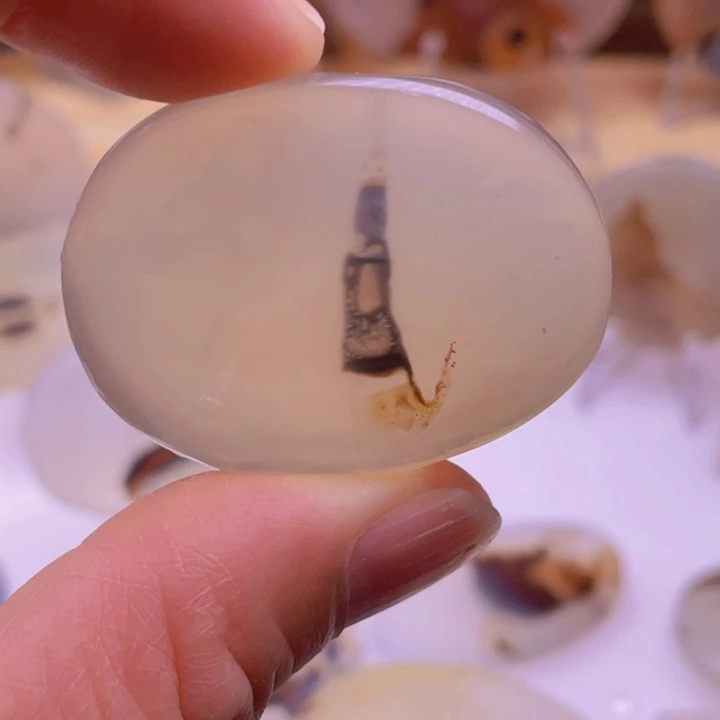 输***称玛瑙/玉髓未镶嵌吊坠(不含链)