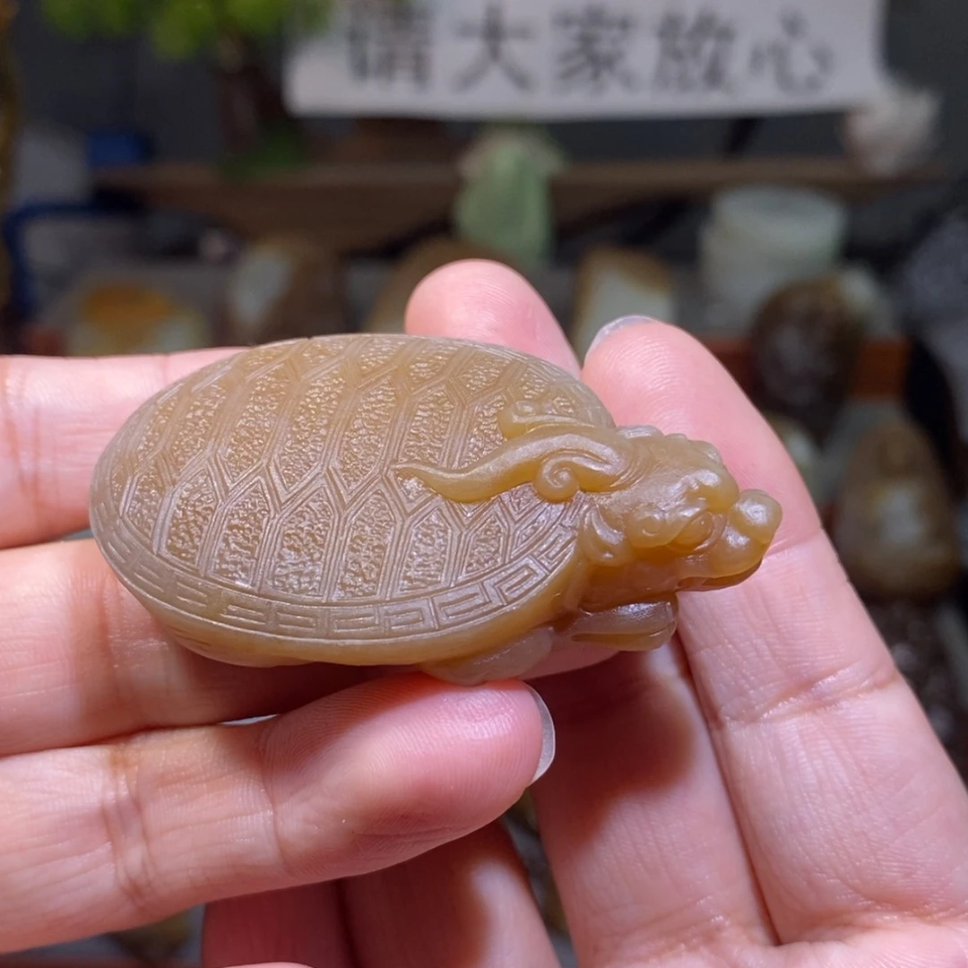 定制和田玉且末糖龙龟