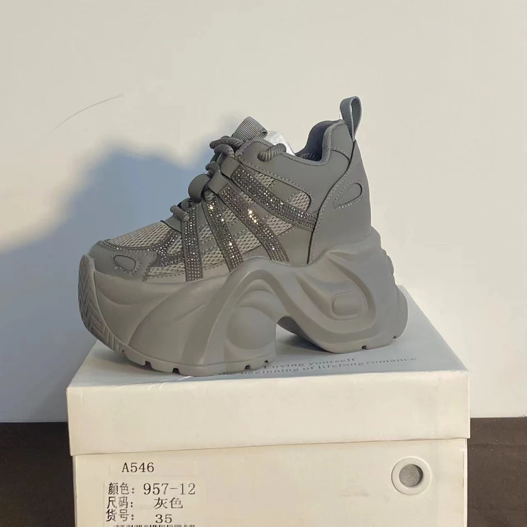 【清仓】2025小个子厚底平增高百搭女鞋A546