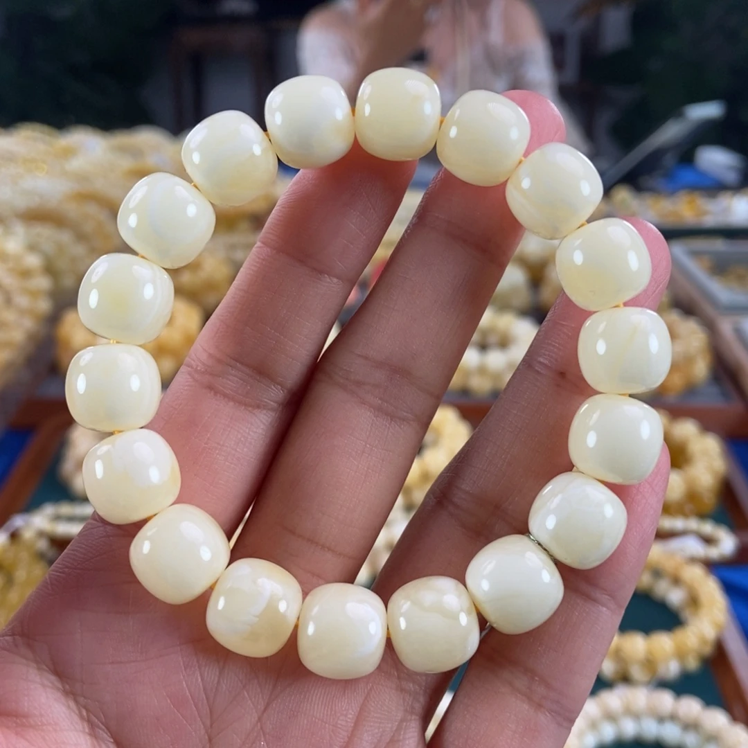 琥珀未镶嵌珠宝奇石12同料白蜜老型19.11