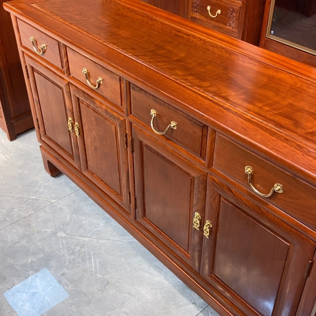 正***文柜类家具花梨木类发货之前拍客户看下，四门素面高脚