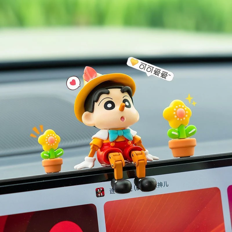 蜡笔小新cos匹诺曹车载摆件卡通公仔手办可爱车饰