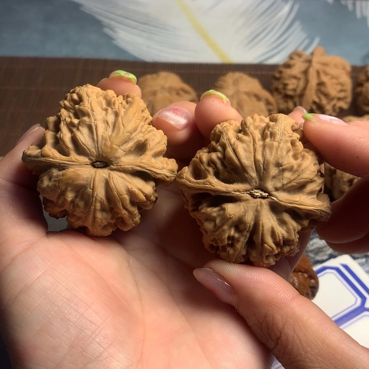 吊坠文玩核桃人**态粗筋